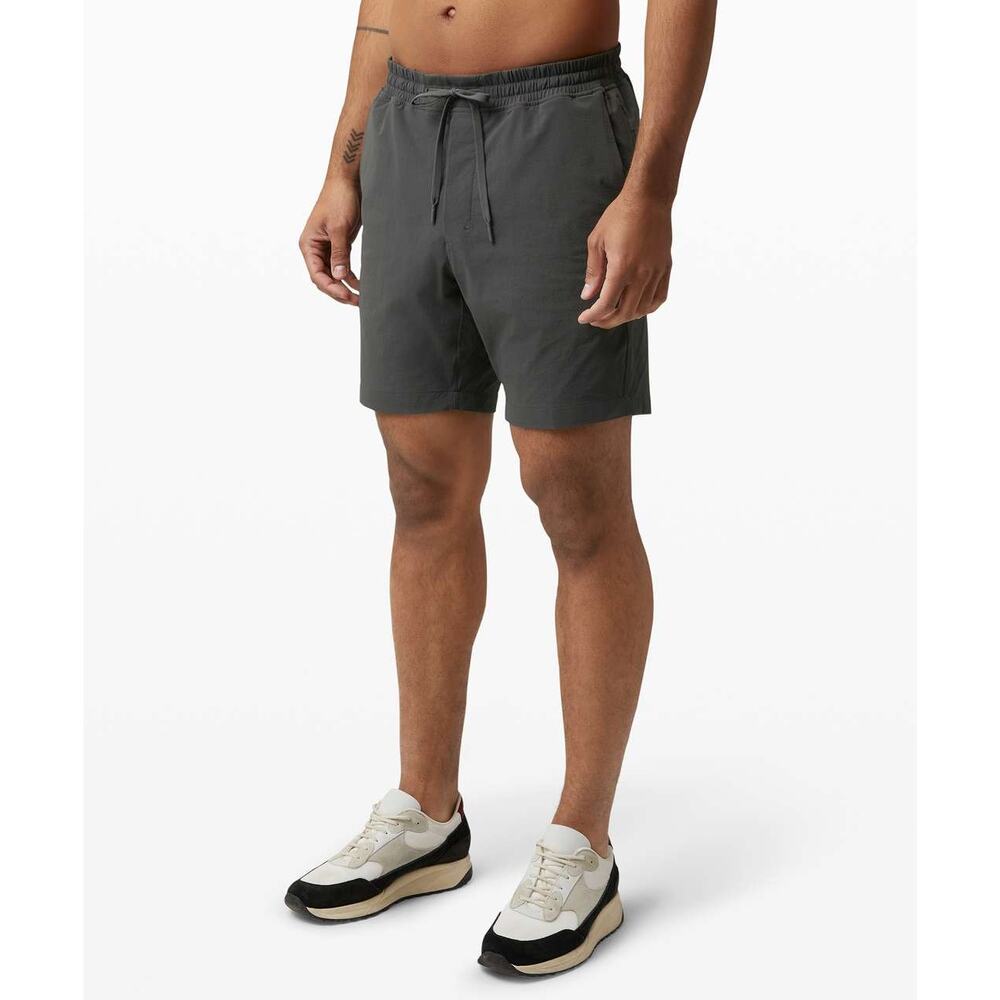 Lululemon Bowline Short 8" *Ripstop Graphite Grey SMALL